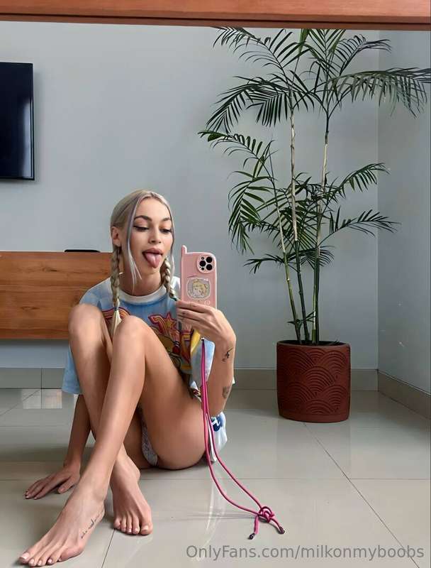 ❤️❤️❤️FREE SUBSCRIPTION❤️❤️❤️
Write to her 👉@ann.cat, she is..