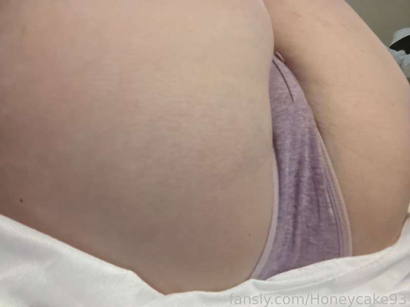 Honeycake93 - Fansly - 31 Aug, 2022 12