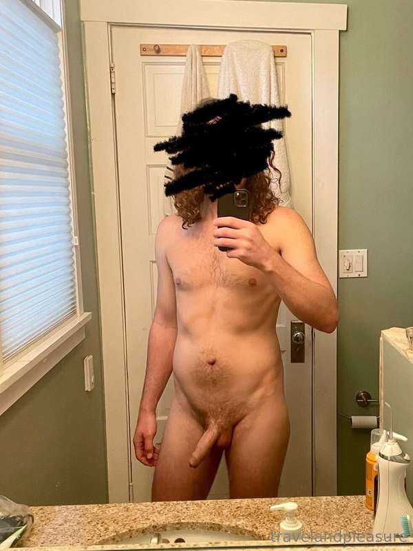 Have you ever been with an uncircumcised cock? Would you lik.. 3