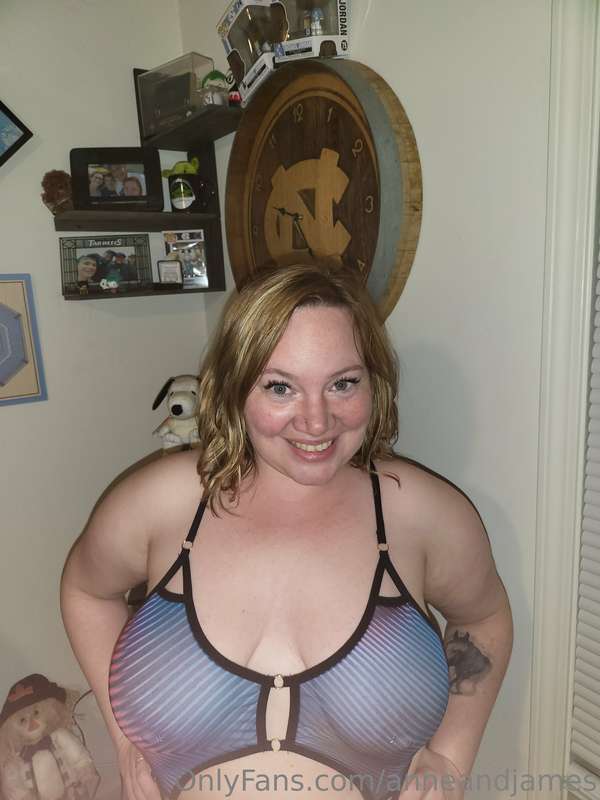 What do you think of my new outfit 2