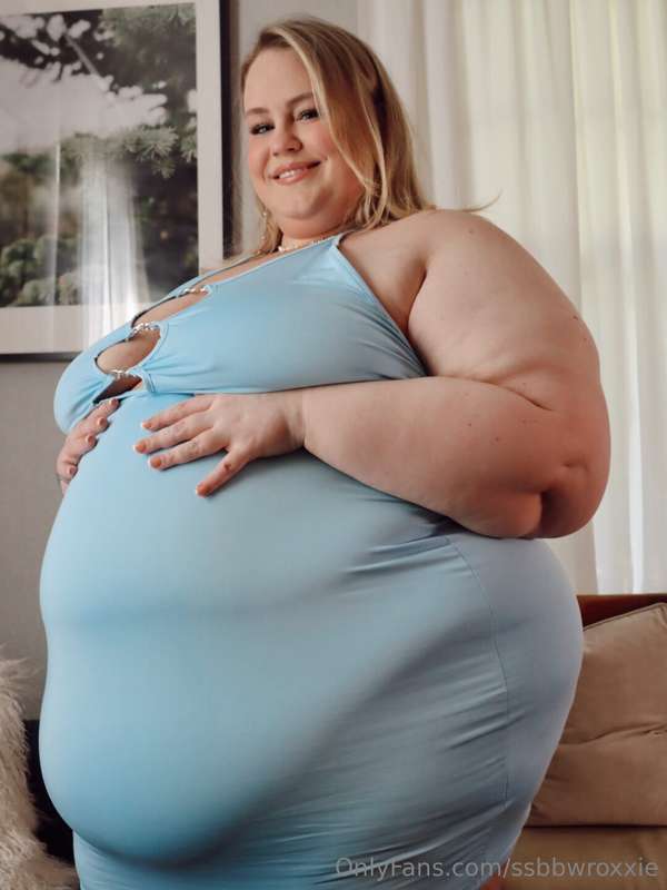 I wanna wear this tight dress out on a date and eat until th.. 10