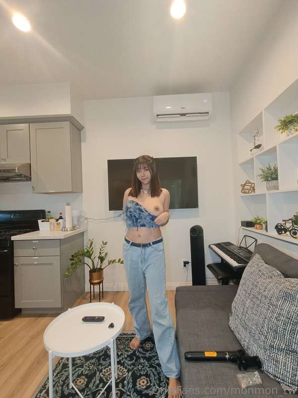 Do I look good in blue? 💙  3