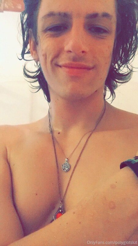 I could hold you in my strong arms


Oct 7 shower set