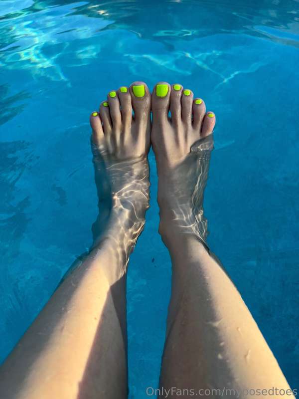 Wanna go for a skinny dip with me?  My VIP page is waiting f..