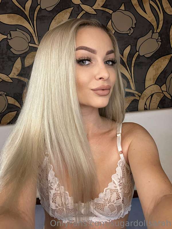Come and get this sexy girl daddy🥵