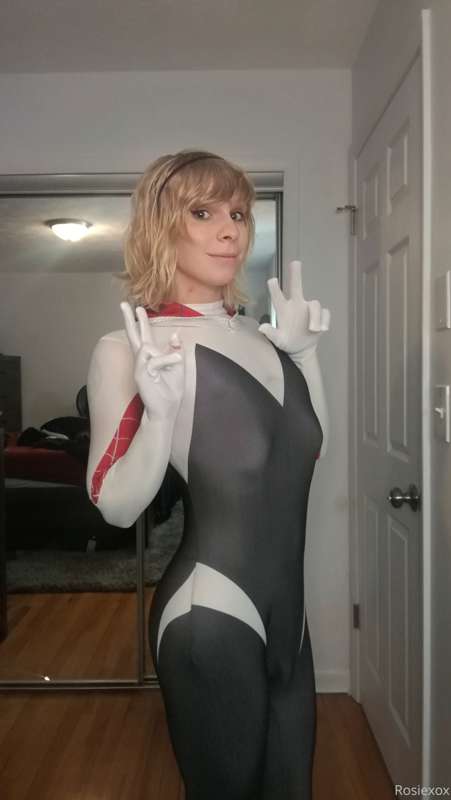 Spider Gwen Set 1/8 x :3 7