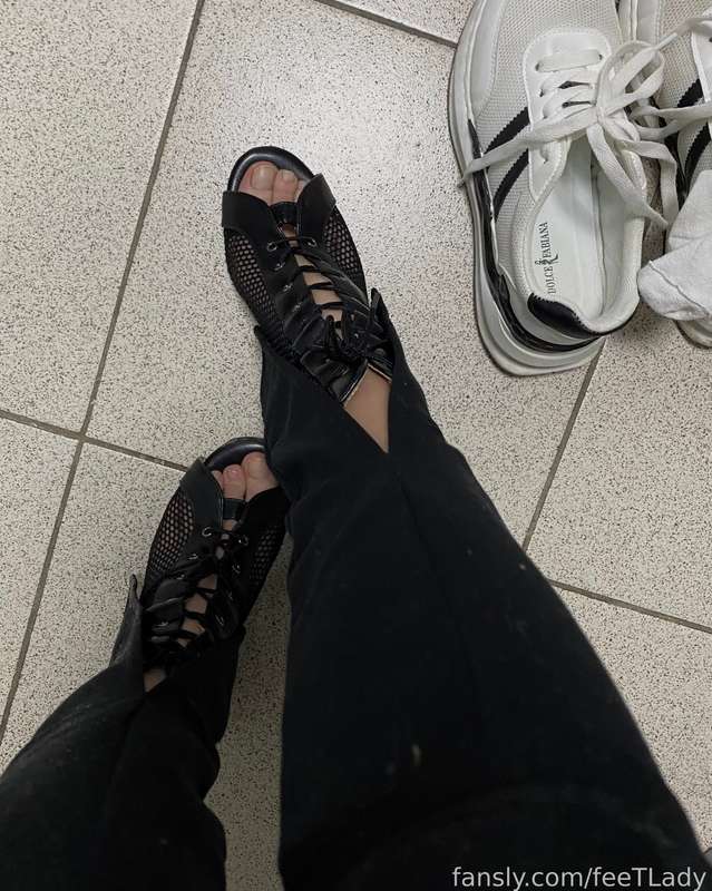Feetlady - Fansly - 18 Apr, 2023