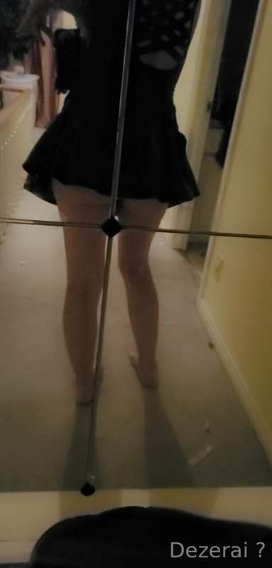 Is my skirt considered cheeky 😝😝 tips get treats sent to thi.. 4