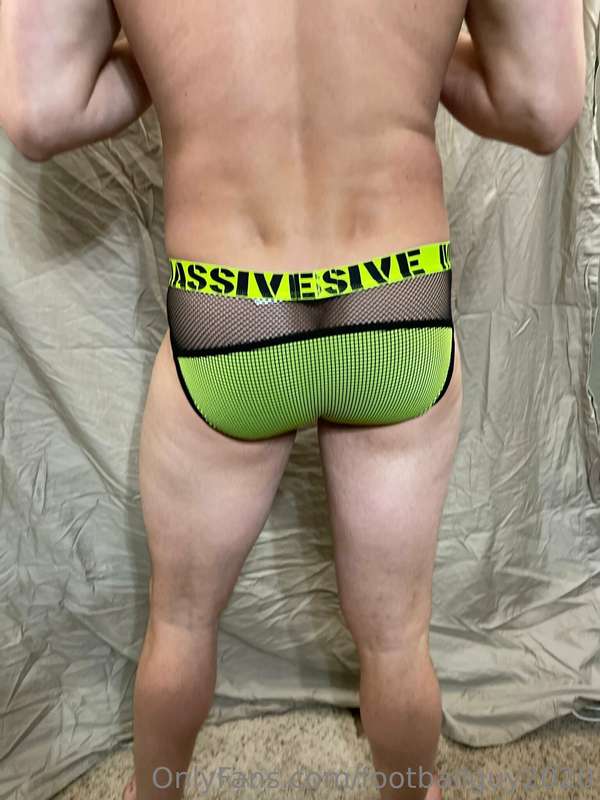 Sexy massive briefs! 12
