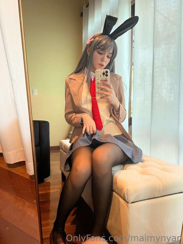 Bunny girl overdose lol

Suit version will be in video 🥰