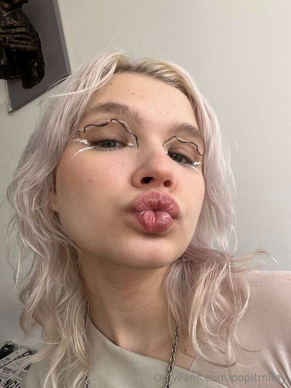 Lilaaa_Techno - Onlyfans - 20 Jul, 2024