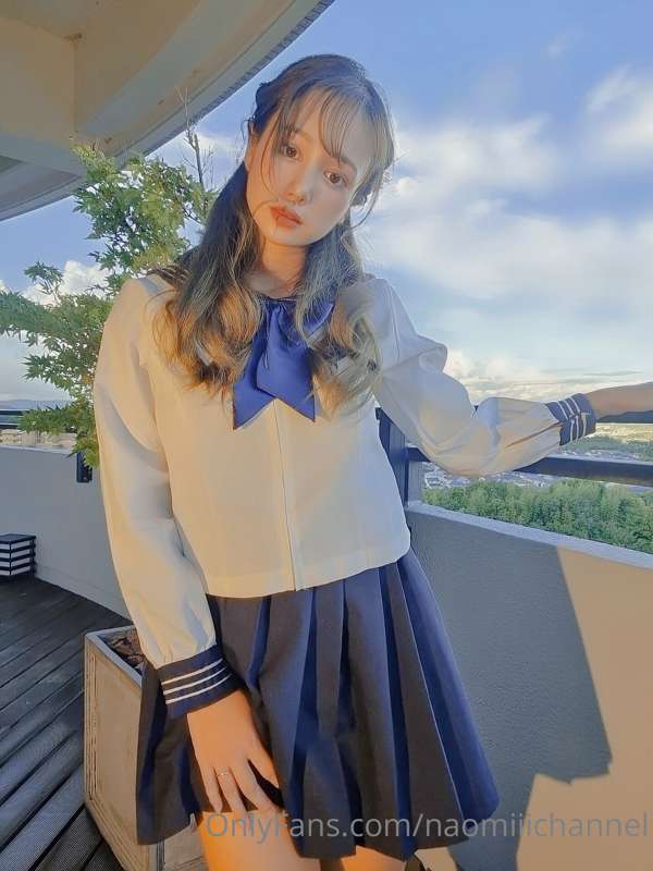 某お嬢様学校の制服で☺️🔞💦
I wore the uniform of a famous girls' school... 9