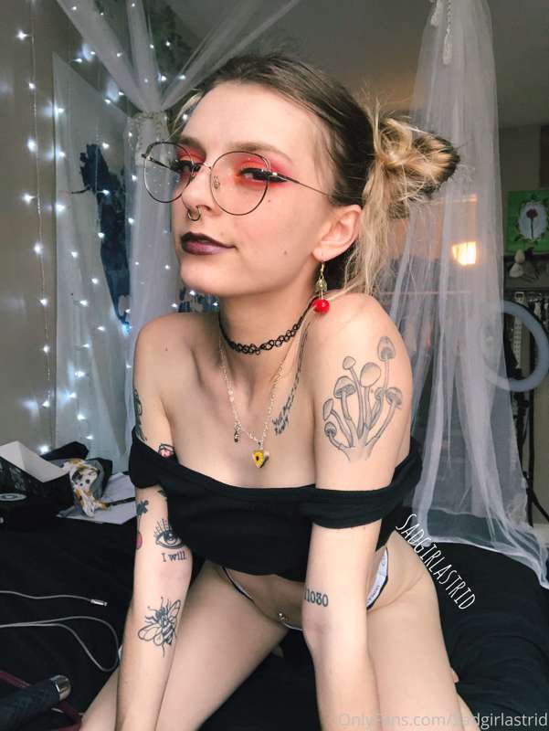 Feeling naughty 😈😈