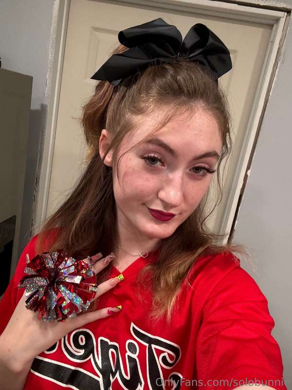i just started a youtube channel🙈🙈 comment down below what y..