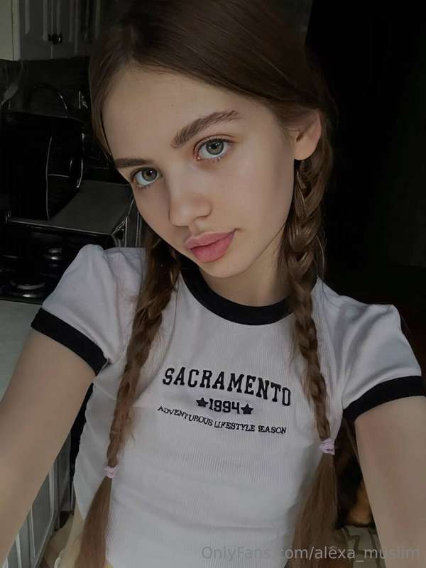 🔥 STOP SCROLLING🔥@enya18y.o😮😮😮She's only 18yo and she alread..