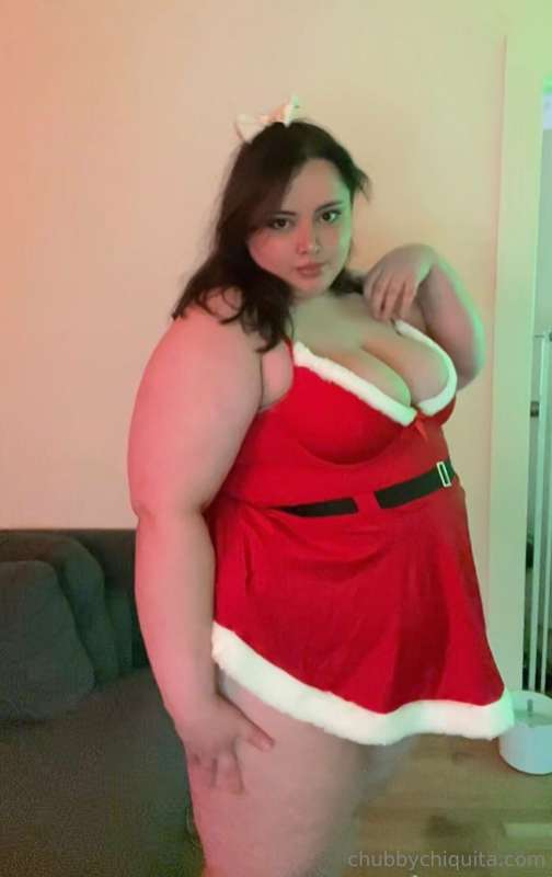 like santa claus, i too jiggle like a bowl full of jelly. en.. 8