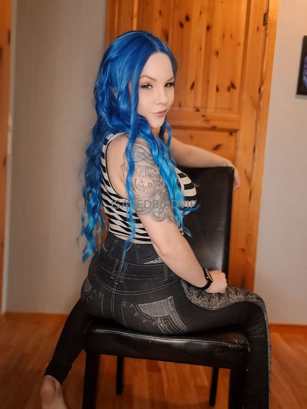 Isaredbirdvip - Onlyfans - 10 Jun, 2025