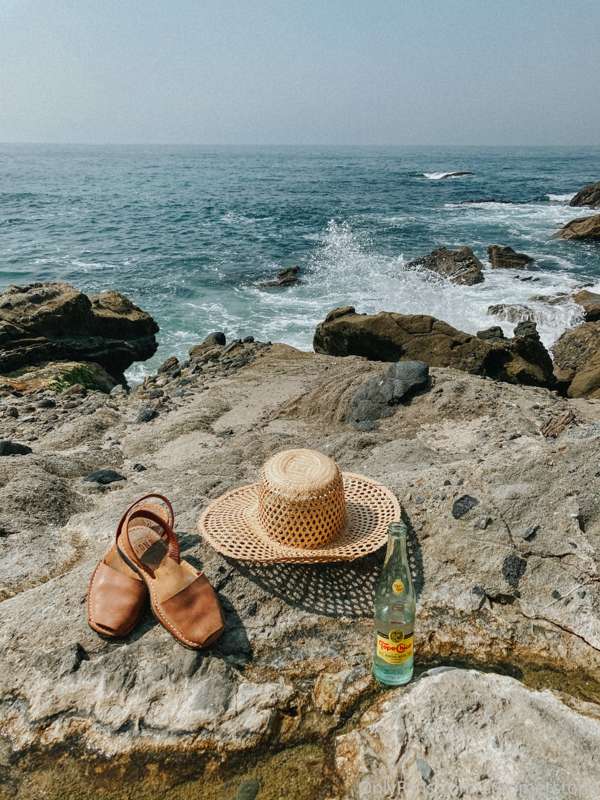 Hii everyone here's a little beach photo dump and also I'd l.. 3