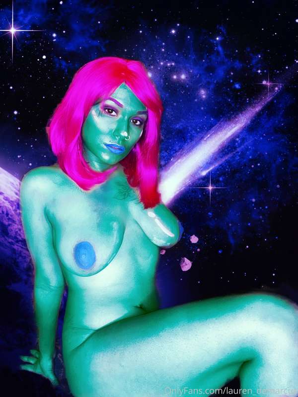 👽👽👽 1