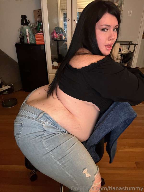 local fat girl incapable of putting the fork down... balloon.. 19
