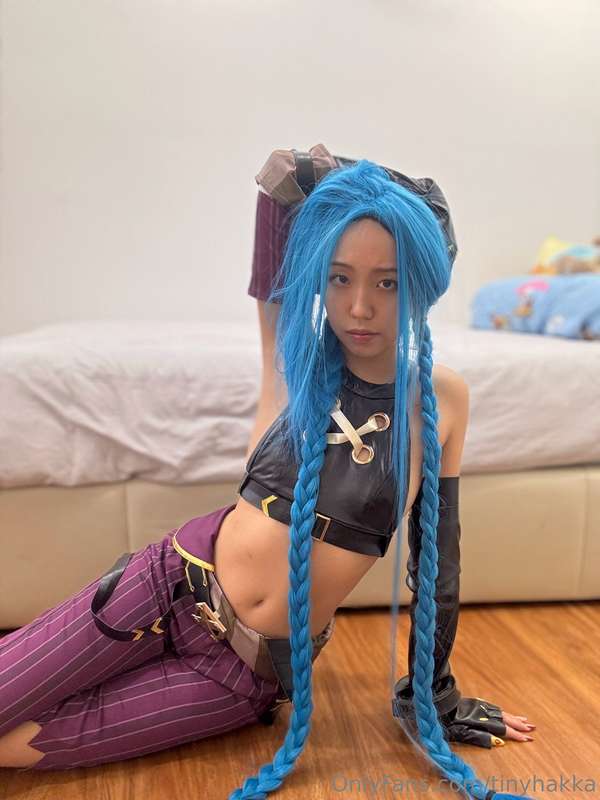 Still promoting my cute jinx 🐳 please make sure to check out..