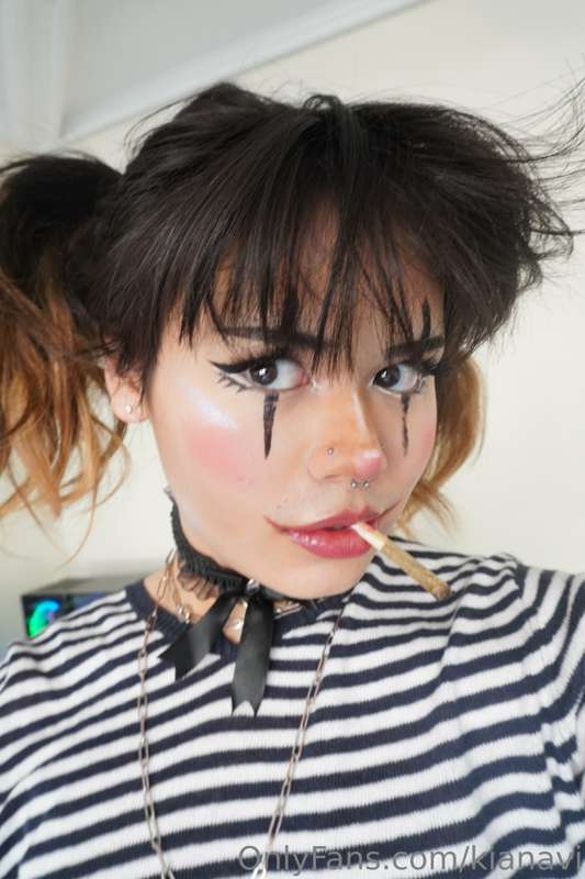 Clown photodump!
I'm edging all day so I can have a nice cum.. 12
