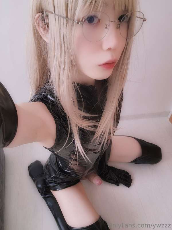 sweat a lot when I wear latex clothes 25