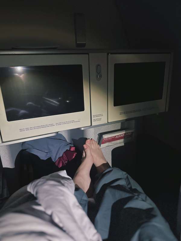 Yes I did take my shoes off on the plane