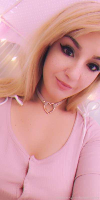 Would you take me on a date in this outfit? Like this post i.. 6