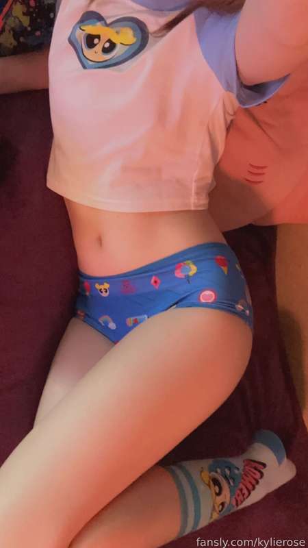 Kylierose - Fansly - 04 Apr, 2024 2