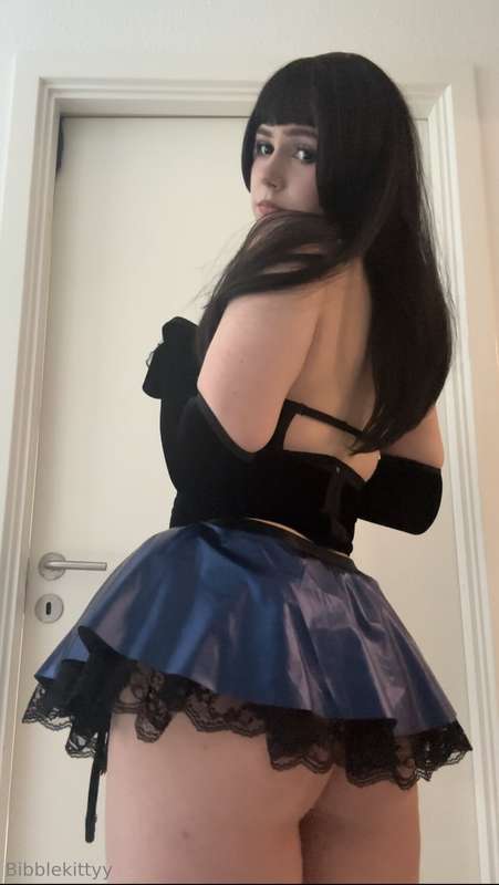Skirt too short…?