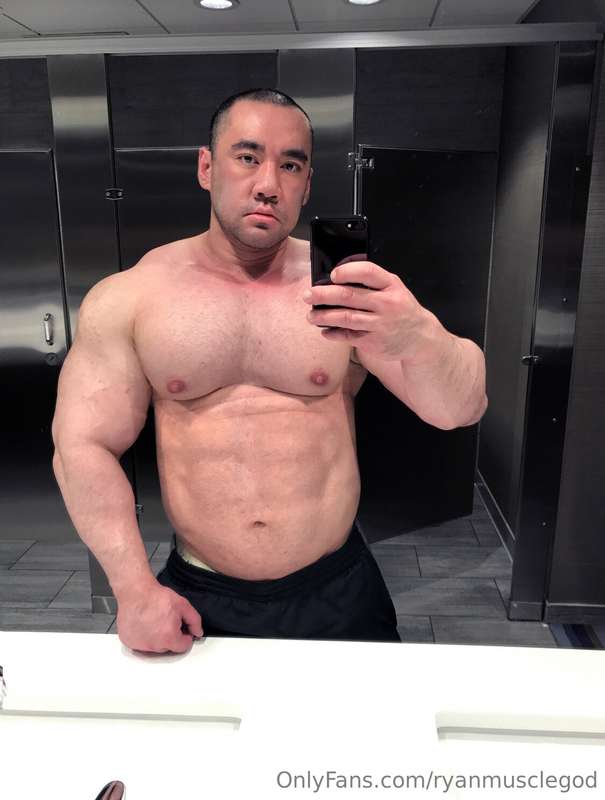 Ryanmusclegod - Onlyfans - 02 Jan, 2025
