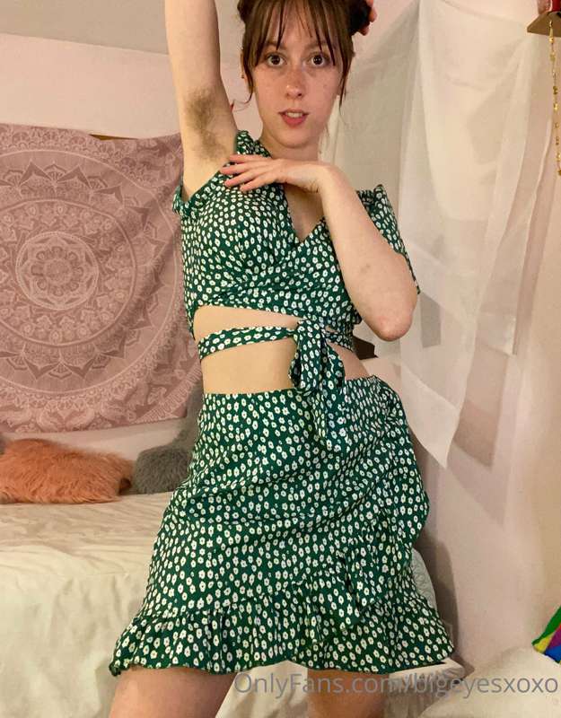 I’m back home today 🥰 so I can start working on customs this..