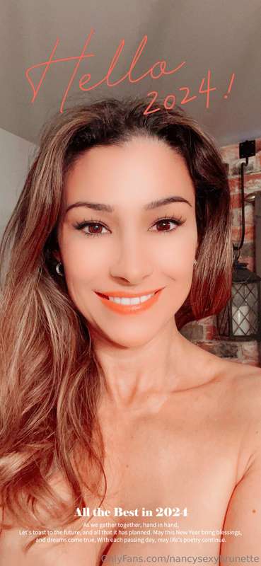 Un simple selfie avec mon plus beau sourire 😁pour vous souha..