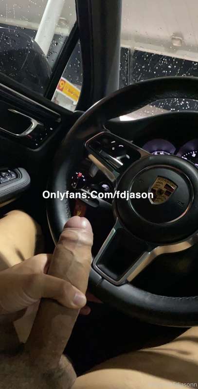 Big dick ina Porsche trucka