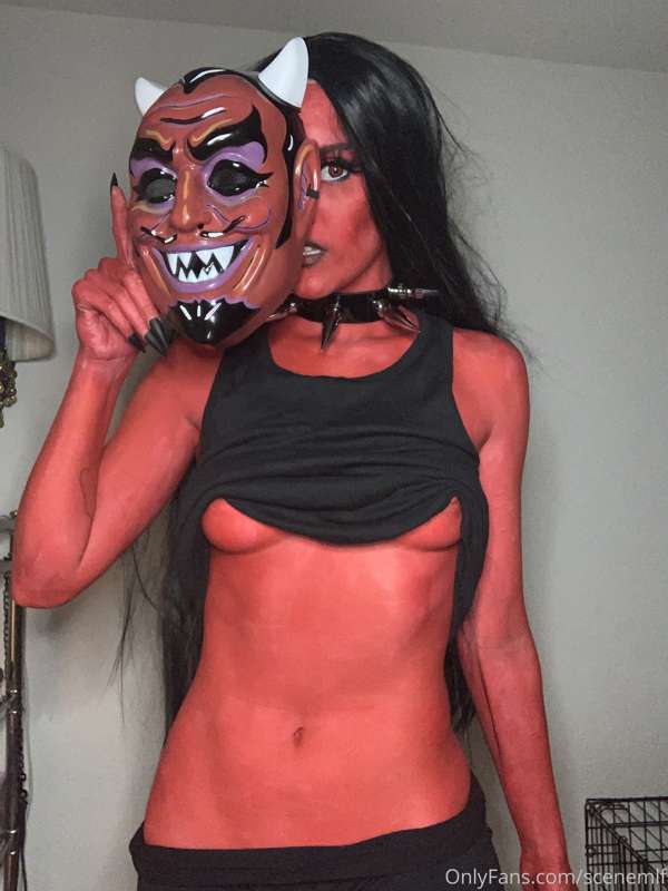 posting a devilish video in a few hours 

happy Sunday 🙏 6