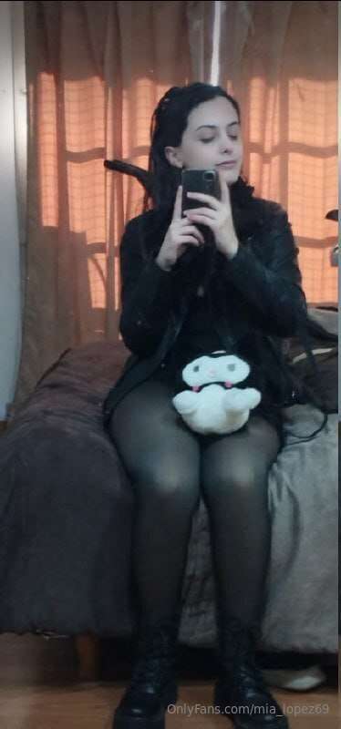 𝑭𝑹𝑬𝑬 𝑺𝑼𝑩𝑺𝑪𝑹𝑰𝑷𝑻𝑰𝑶𝑵 🖤 @miagothxxxThis is my gothic tight ass f..