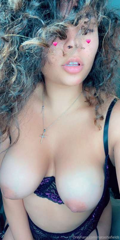 Who’s ready for a HOT SHOW!? Should I do it live? 1