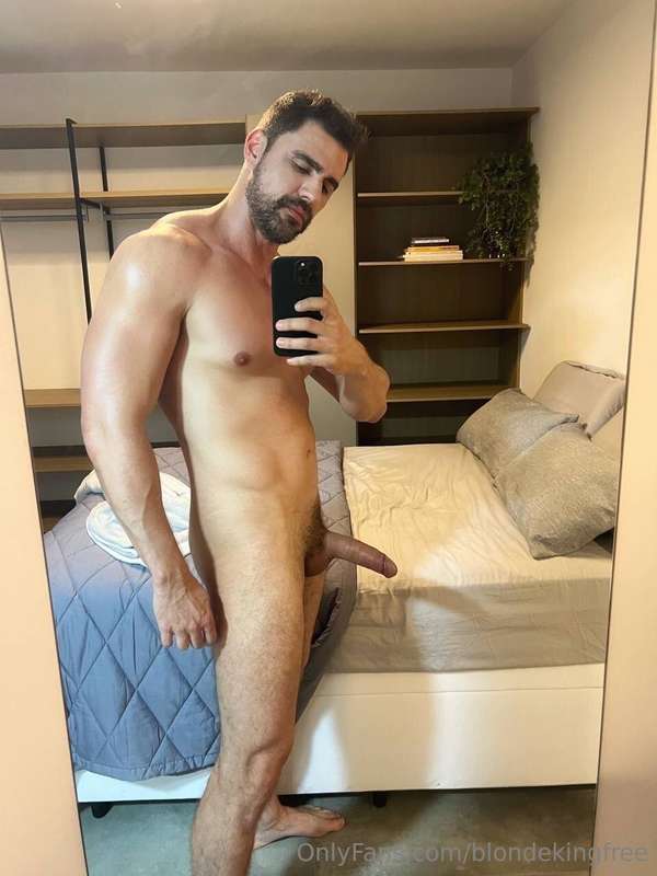 Hey guys! Subscribe to @Kyle_Fox , where you you will find m.. 4