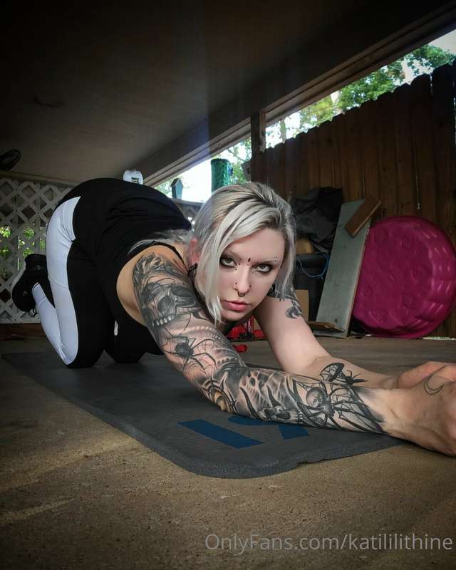 Getting back into exercising. I feel so energized. Much love..