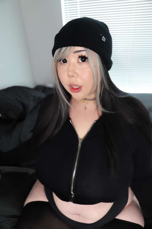 can i please be your big boob goth girl friend :p 13