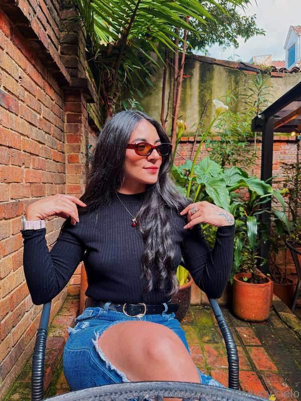 Love to eat out 🥰 whats your favorite food? 😏
