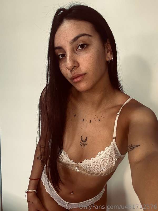Aliceunlimited - Onlyfans - 28 Oct, 2024