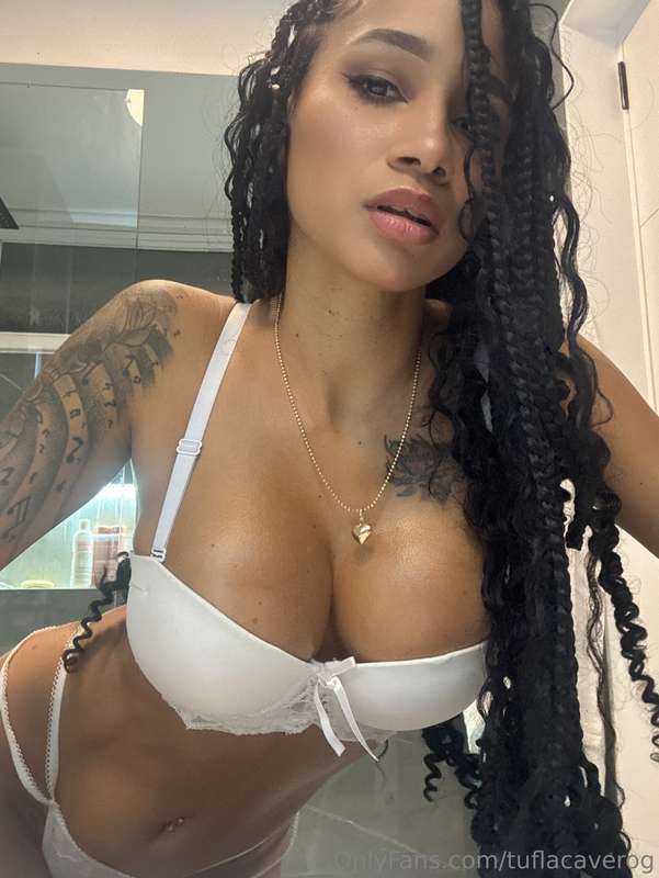 I can seduce you and leave you without a single drop of cum ..