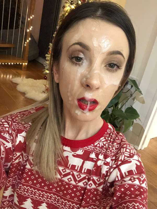 I’ll leave you with these huge cum selfies to gaze at over t..