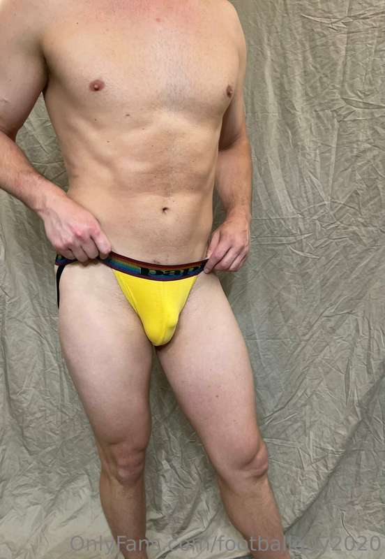 Corporal in yellow! 4