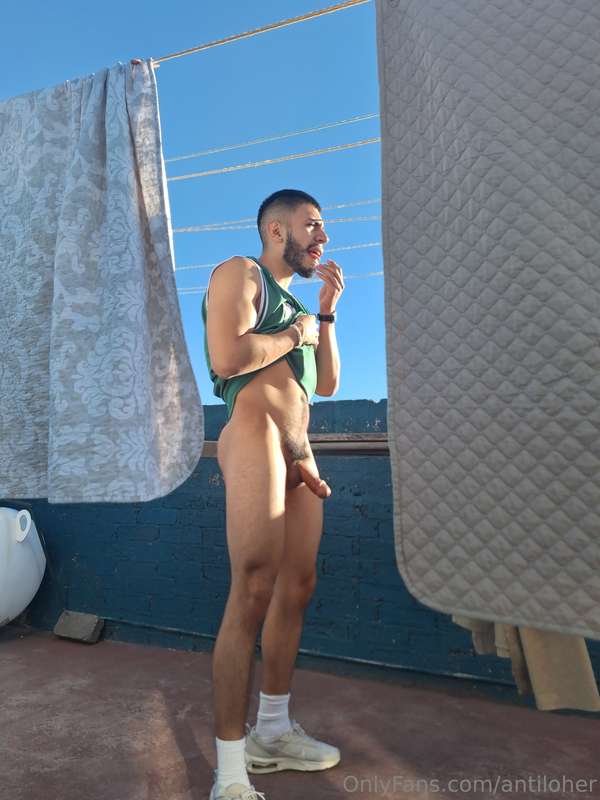 una jaladita al aire libre pa empezar ching0n el día, ¿que n..