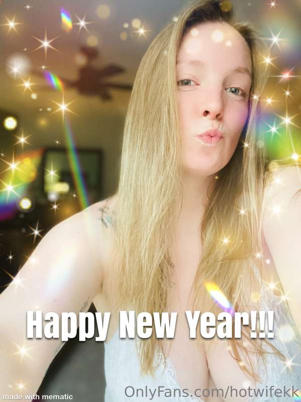Let me be your first new years kiss! Happy New Year!