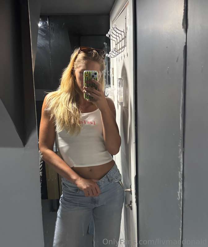 Got to whip the jeans out of the suitcase today! was a lil s..