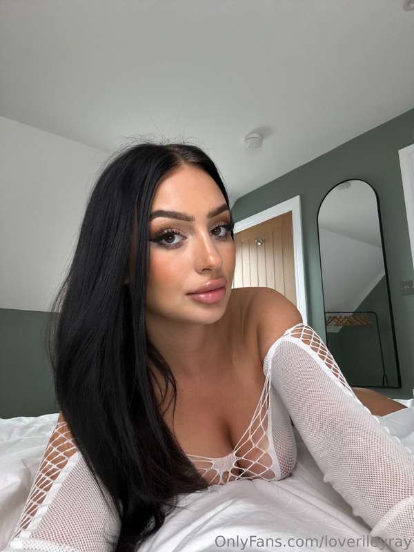 Wanna see more? All you have to do is ask. 😘